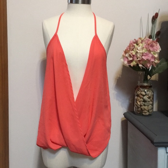 Lily White Tops - 🌹Loose orange top THINK SUMMER!